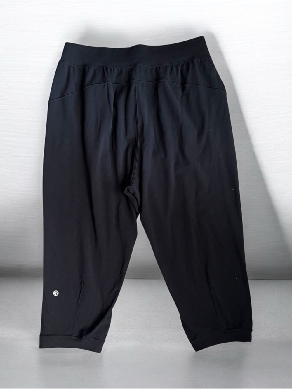 Lululemon Black Cropped Pants